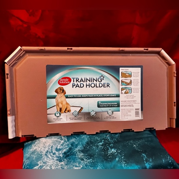 Simple Solution Pet Training Pad Holder 21” x 21” - Picture 2 of 5